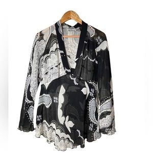 Chico’s Size 2 Paisley Print 100% Satin Sheer V Neck Long Sleeve Top